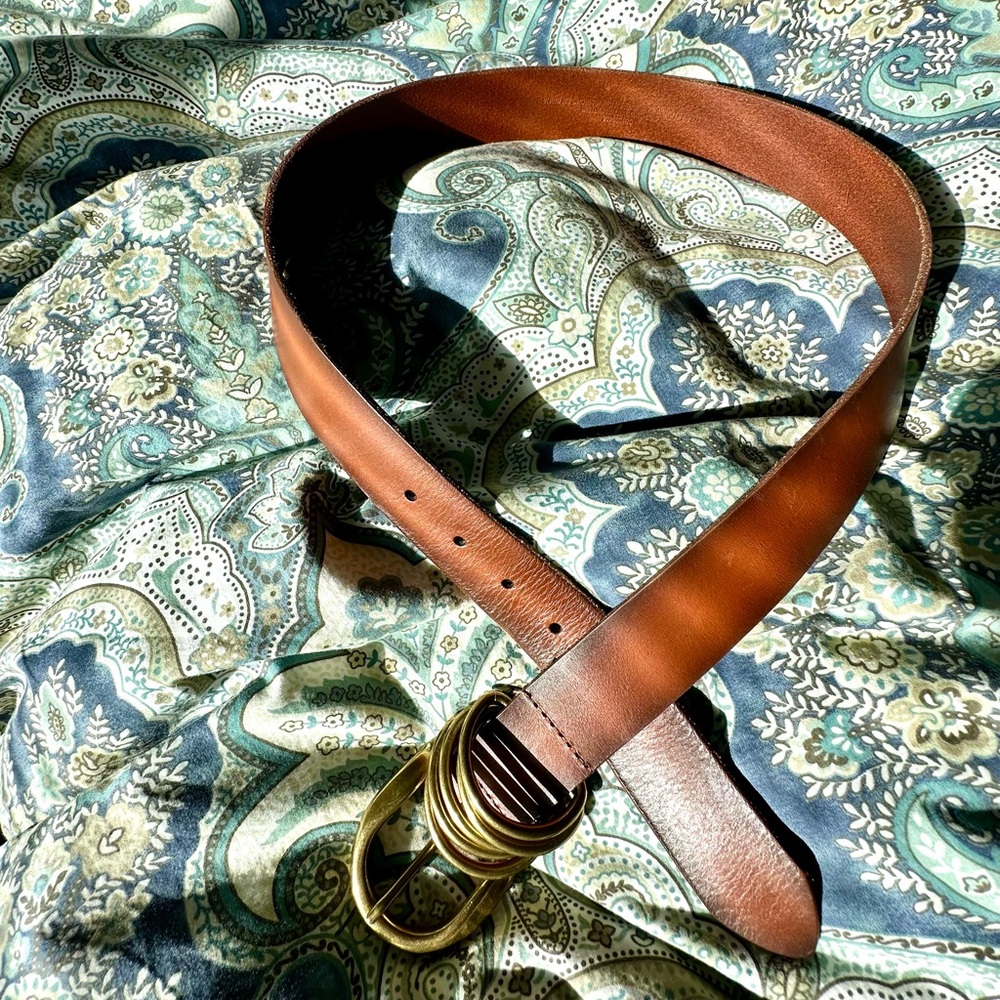Anthropologie- Multi Keeper belt- Brown Leather Belt with Gold Buckle